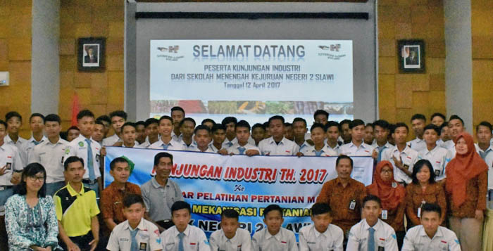 Siswa SMKN 1 Slawi Kenali Potensi Pertanian dan Alsintan di BBPP Ketindan